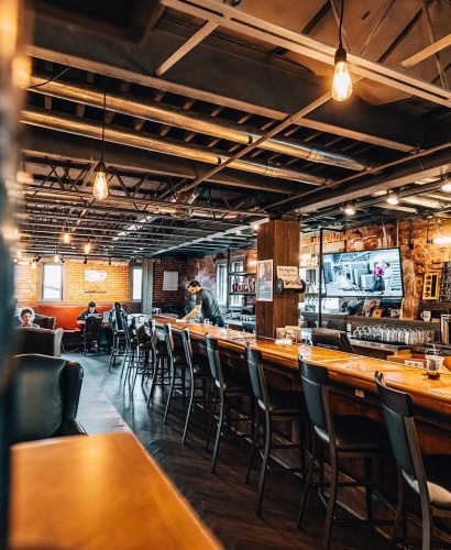 An Evening of Comedy with Dan Hendricken ft. Travis Lindsay at bar1911