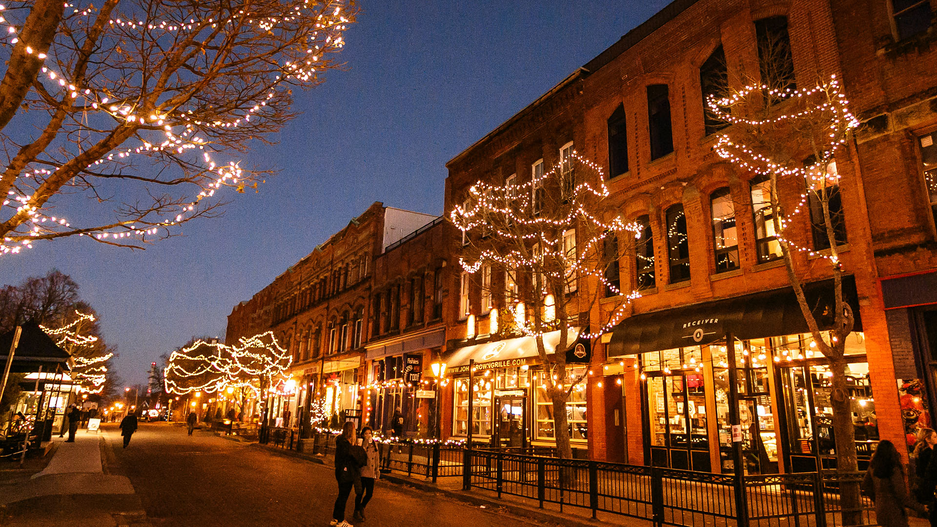 Friday Night Retail Trail