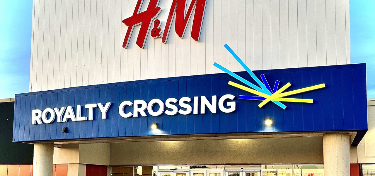 Royalty Crossing 2
