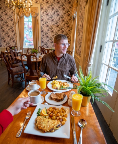8 Reasons to Stay in the Heart of PEI 5